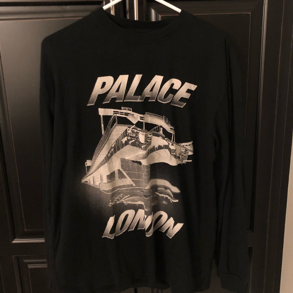Palace London Tee